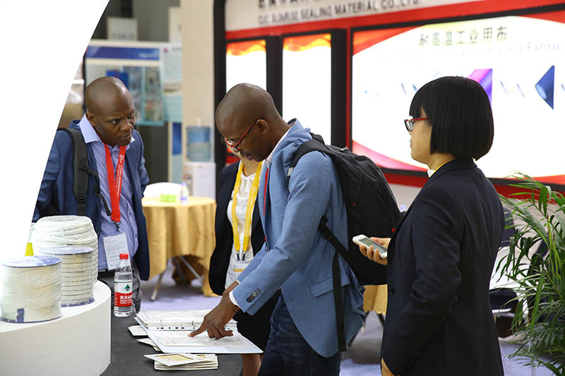 产业用及无纺布展现场图片